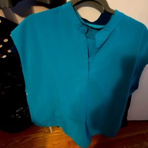 Figs scrubs $40 /set